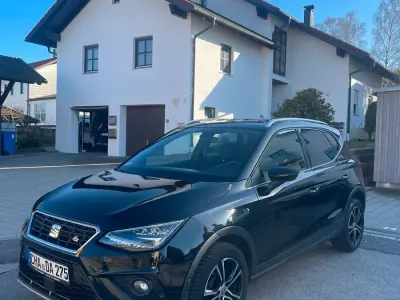 Używany Seat Arona FR 116 KM (85 kW) 2018 Czarny SUV