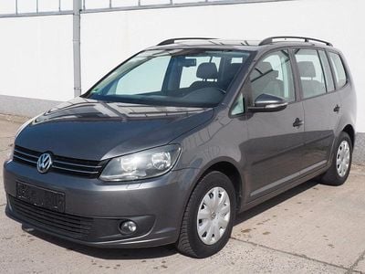 Second-hand VW Touran Trendline 105 CP (77 kW) 2010 Gri Monovolum