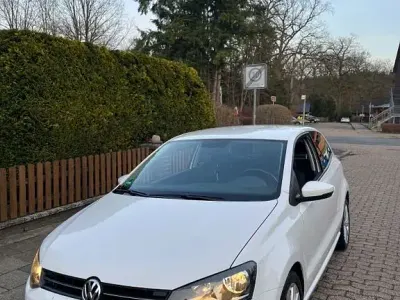 Gebraucht VW Polo Highline 105 PS (77 kW) 2010 Weiß Kleinwagen