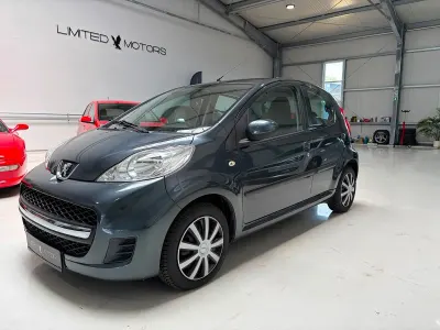Gebraucht Peugeot 107 Filou 68 PS (50 kW) 2010 Dark grey Kleinwagen
