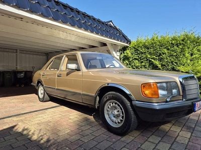 Gebraucht Mercedes S500 230 PS (169 kW) 1980 Gold Limousine