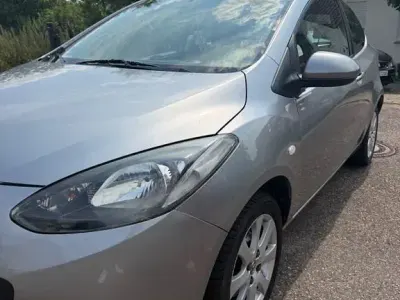 Gebraucht Mazda 2 Impuls 75 PS (55 kW) 2009 Grau Kleinwagen