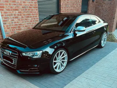 Gebraucht Audi S5 Comfort 333 PS (244 kW) 2012 Schwarz Coupé