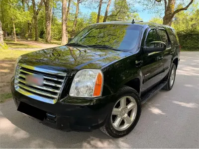 Usado GMC Yukon 337 HP (247 kW) 2008 Preto SUV