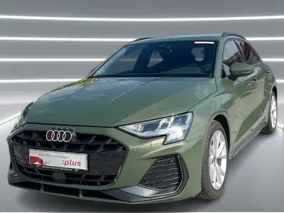 Gebraucht Audi A3 S-Line 150 PS (110 kW) 2024 Distriktgrün metallic Limousine