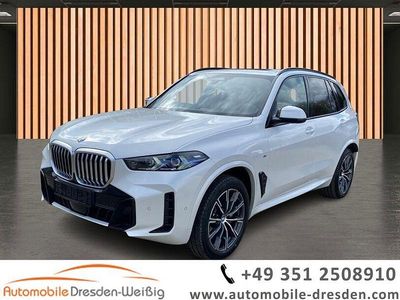 Gebraucht BMW X5 M Sport 298 PS (219 kW) 2024 Weiß minerallweiß (metallic) SUV