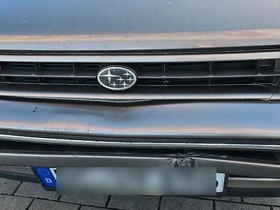 Grau Gebraucht 1991 Subaru Legacy Limousine | 3.500 €