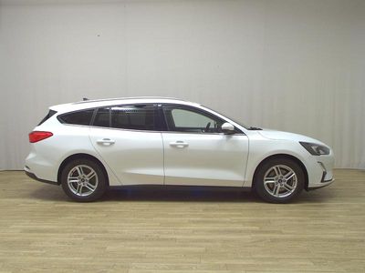 Gebraucht Ford Focus Cool & Connect 120 PS (88 kW) 2021 Weiss Kombi