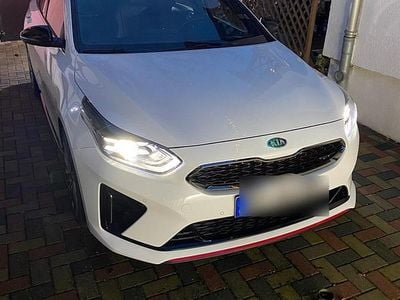 Kia ProCeed GT