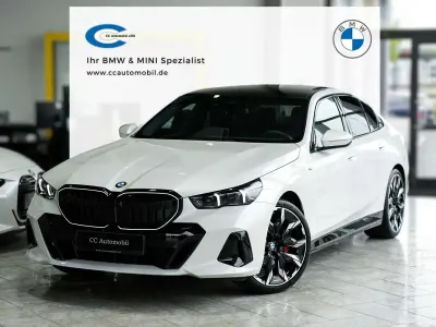 Używany BMW 520 M Sport 208 KM (152 kW) 2025 Biały Sedan/Limuzyna