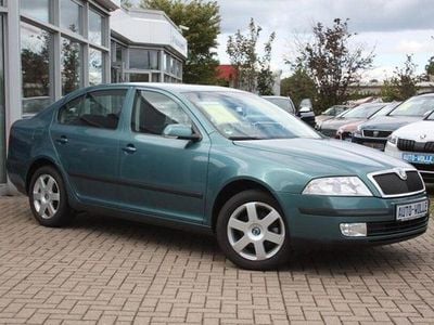 Grün Gebraucht 2006 Skoda Octavia Elegance Limousine | 5.950 €