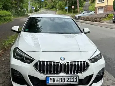 Gebraucht BMW 218 M Sport 136 PS (100 kW) 2020 Weiß Coupé