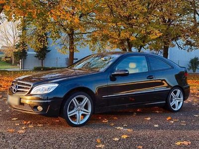 Gebraucht Mercedes 180 143 PS (105 kW) 2008 Schwarz Limousine