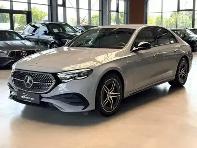 Gebraucht Mercedes E300 AMG 360 PS (264 kW) 2025 Alpingrauunilack (metallic) Limousine