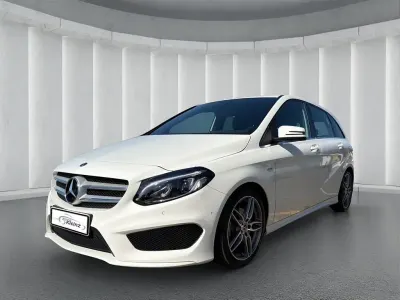 Gebraucht Mercedes B180 AMG line 122 PS (89 kW) 2017 Weiß Van / Kleinbus