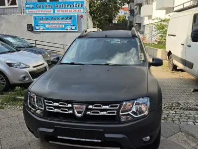 Gebraucht Dacia Duster Basis 125 PS (91 kW) 2015 Schwarz SUV