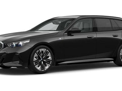 Schwarz Gebraucht 2025 BMW 520 Comfort Edition Kombi | 55.231 € (Guter Preis)