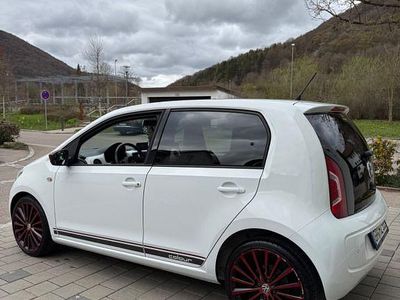 Gebraucht VW up! 75 PS (55 kW) 2016 Weiß Kleinwagen