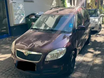 Gebraucht Skoda Roomster Plus Edition 86 PS (63 kW) 2009 Rot Van / Kleinbus