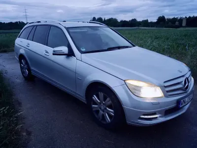 Gebraucht Mercedes C220 Avantgarde 170 PS (125 kW) 2010 Silber Kombi