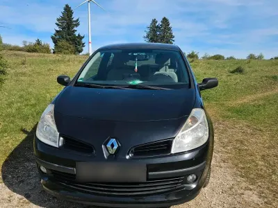 Brugt Renault Clio III 75 HK (55 kW) 2005 Sort Hatchback