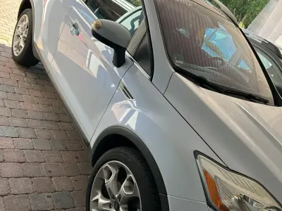 Gebraucht Ford Kuga Individual 140 PS (102 kW) 2009 Weiß SUV