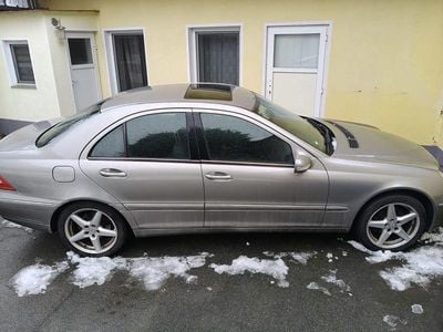 Usata Mercedes C180 Elegance 143 CV (105 kW) 2003 Grigio Berlina
