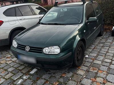 VW Golf IV