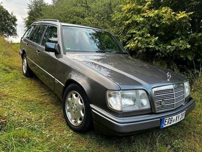 Mercedes E280