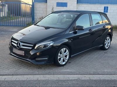 Mercedes B200