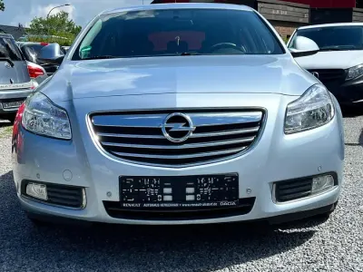 Brugt Opel Insignia 130 HK (95 kW) 2012 Grå Sedan