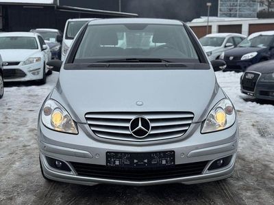 Usata Mercedes B200 136 CV (100 kW) 2006 Argento Monovolume