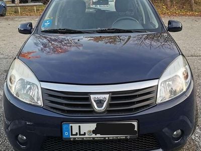 Gebraucht Dacia Sandero Lauréate 75 PS (55 kW) 2012 Blau Limousine