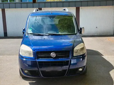 Käytetty Fiat Doblò 77 HP (56 kW) 2009 Sininen Tila-auto