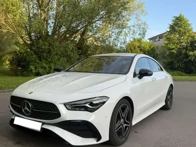 Gebraucht Mercedes CLA180 136 PS (100 kW) 2023 Weiß Coupé