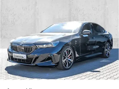 Gebraucht BMW 550e Comfort Edition 489 PS (359 kW) 2025 Schwarz Limousine