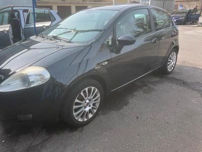 Gebraucht Fiat Grande Punto 78 PS (57 kW) 2009 Schwarz Kleinwagen