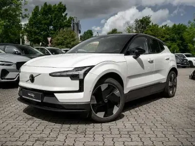 Gebraucht Volvo EX30 Ultra 200 kW (272 PS) 2025 Crystal weiss SUV