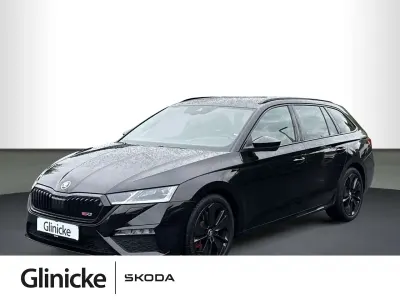 Używany Skoda Octavia RS 245 KM (180 kW) 2024 Czarny Kombi