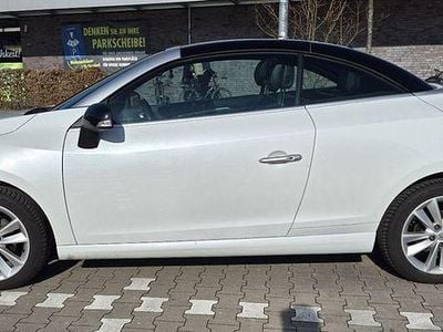 Gebraucht Renault Mégane Cabriolet Luxe 131 PS (96 kW) 2011 Weiß Cabrio