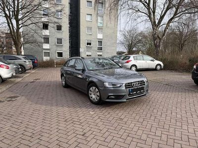 Gebraucht Audi A4 Ambiente 150 PS (110 kW) 2015 Grau Kombi