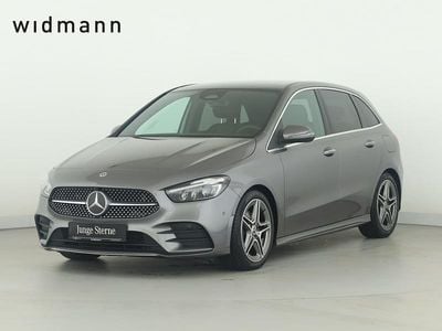 Gebraucht Mercedes B200 AMG Line Premium 163 PS (119 kW) 2023 Metalliclack mountaingrau Van / Kleinbus