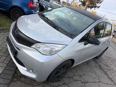 Gebraucht Subaru Trezia 90 PS (66 kW) 2013 Silber Kleinwagen