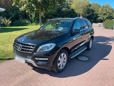 Gebraucht Mercedes ML350 258 PS (189 kW) 2015 Schwarz SUV