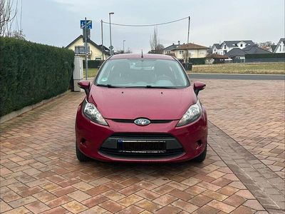 Rot Gebraucht 2009 Ford Fiesta Limousine | 2.950 € (Fairer Preis)