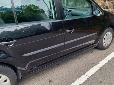 Gebraucht VW Touran Highline 140 PS (102 kW) 2009 Van / Kleinbus