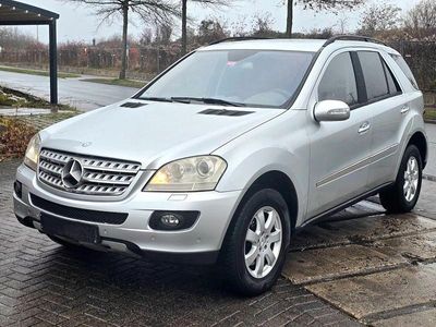 Mercedes ML320