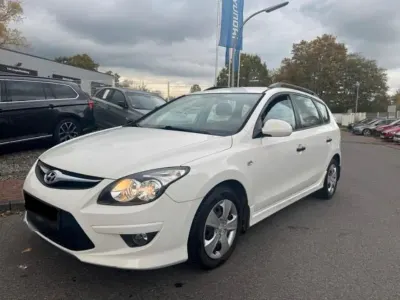 Używany Hyundai i30 109 KM (80 kW) 2013 Biały Kombi