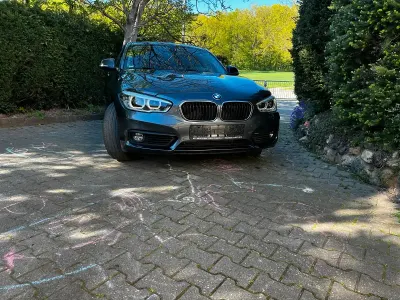 Gebraucht BMW 118 Comfort Edition 136 PS (100 kW) 2019 Grau Kleinwagen