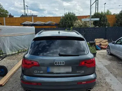 Używany Audi Q7 Ambiente 239 KM (175 kW) 2009 Szary SUV